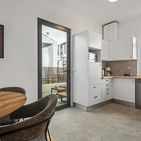 The Graceful Manor By Homie Casa de Férias *