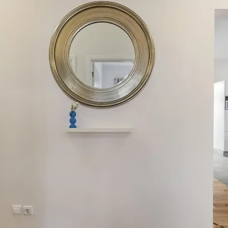 The Graceful Manor By Homie * 푼샬