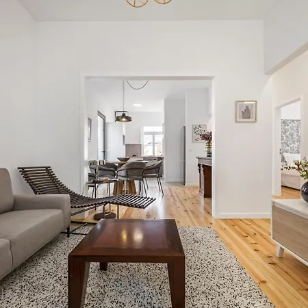 The Graceful Manor By Homie *